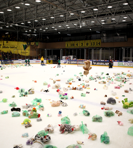 Walentynkowe Teddy Bear Toss!